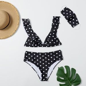 ÅLX.Bikini Two piece ruffled bikini with mask